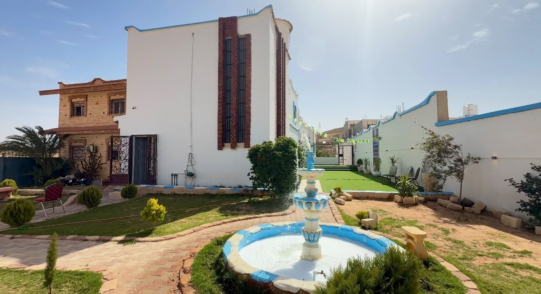 صورة تظهر facade معهد المواكب الرائدة
